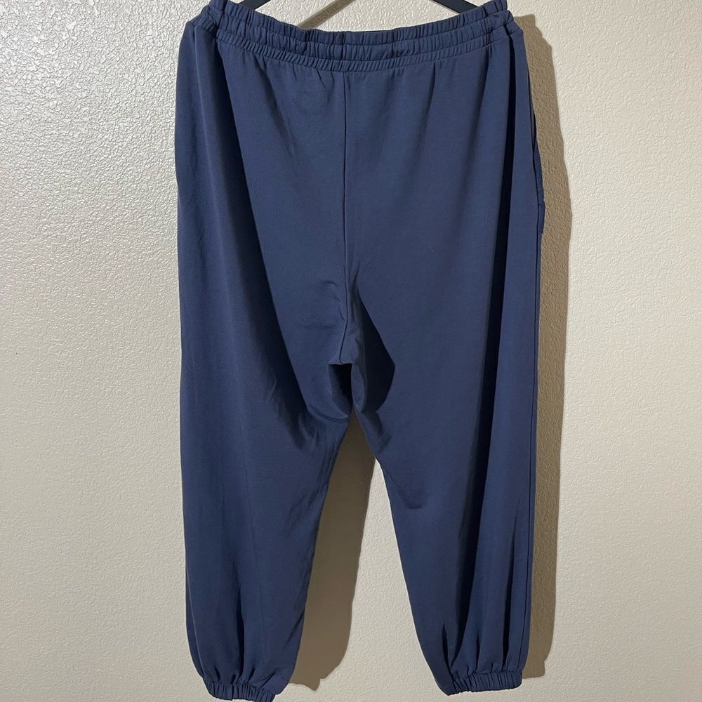 Sold  - Picture 2 of 6